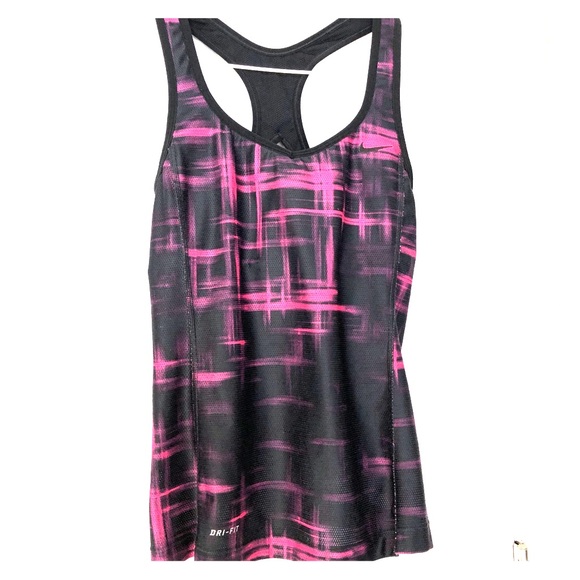 Nike Dri-Fit women’s exercise tank w/built in bra - Picture 1 of 3